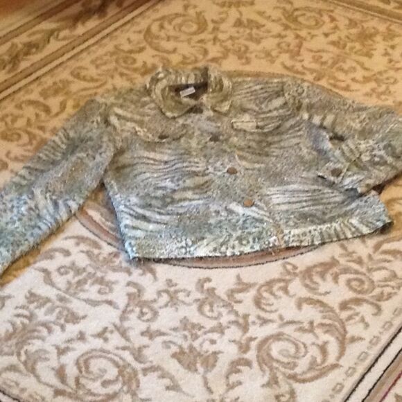 Ladies size large fancy jacket in greens - Picture 6 of 8